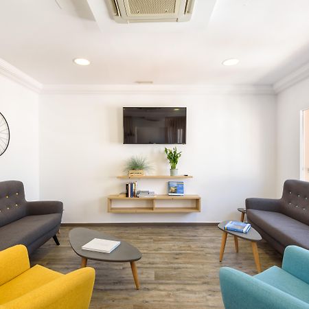 Hostal Jume - Urban Rooms Mahon  Bagian luar foto