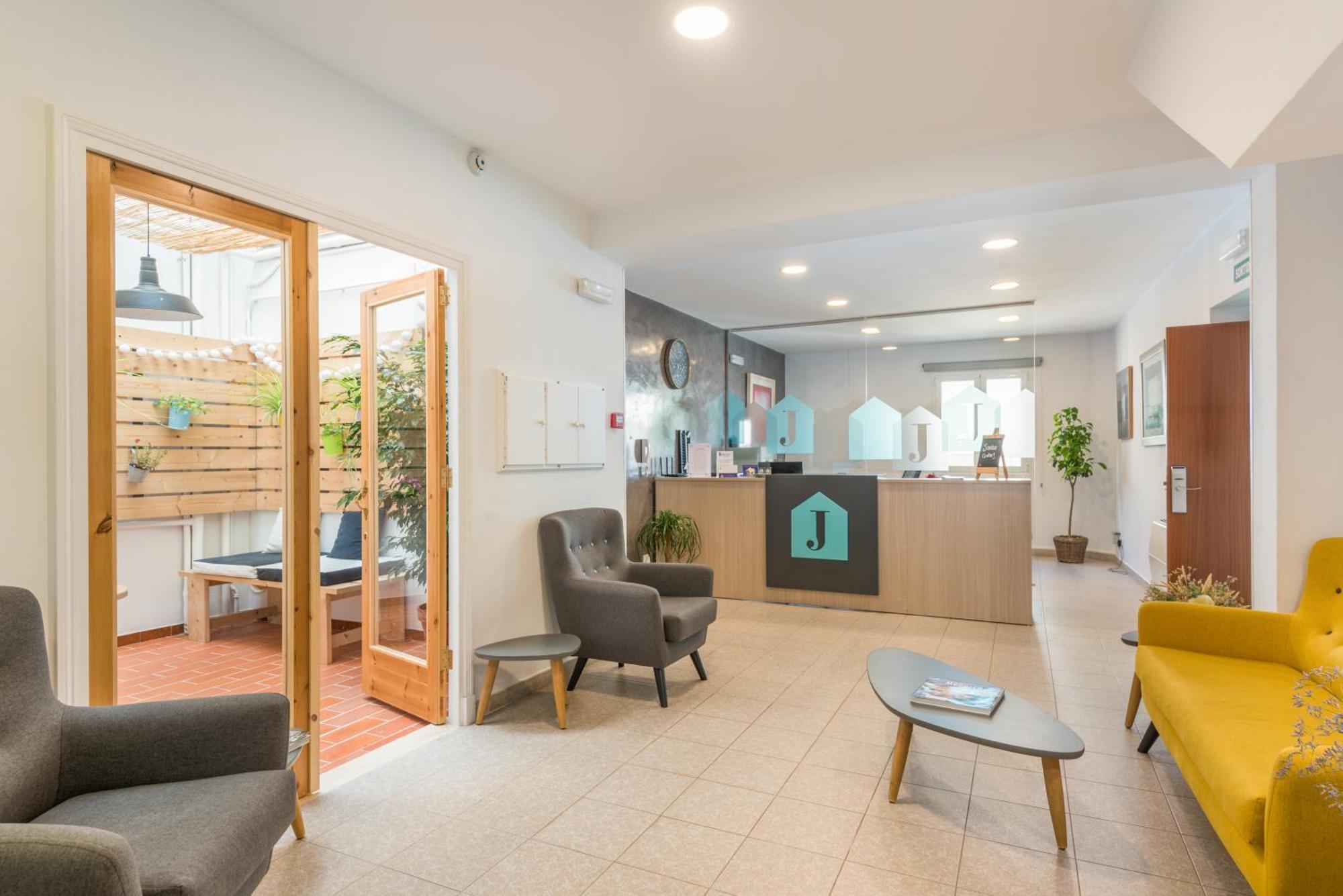 Hostal Jume - Urban Rooms Mahon  Bagian luar foto