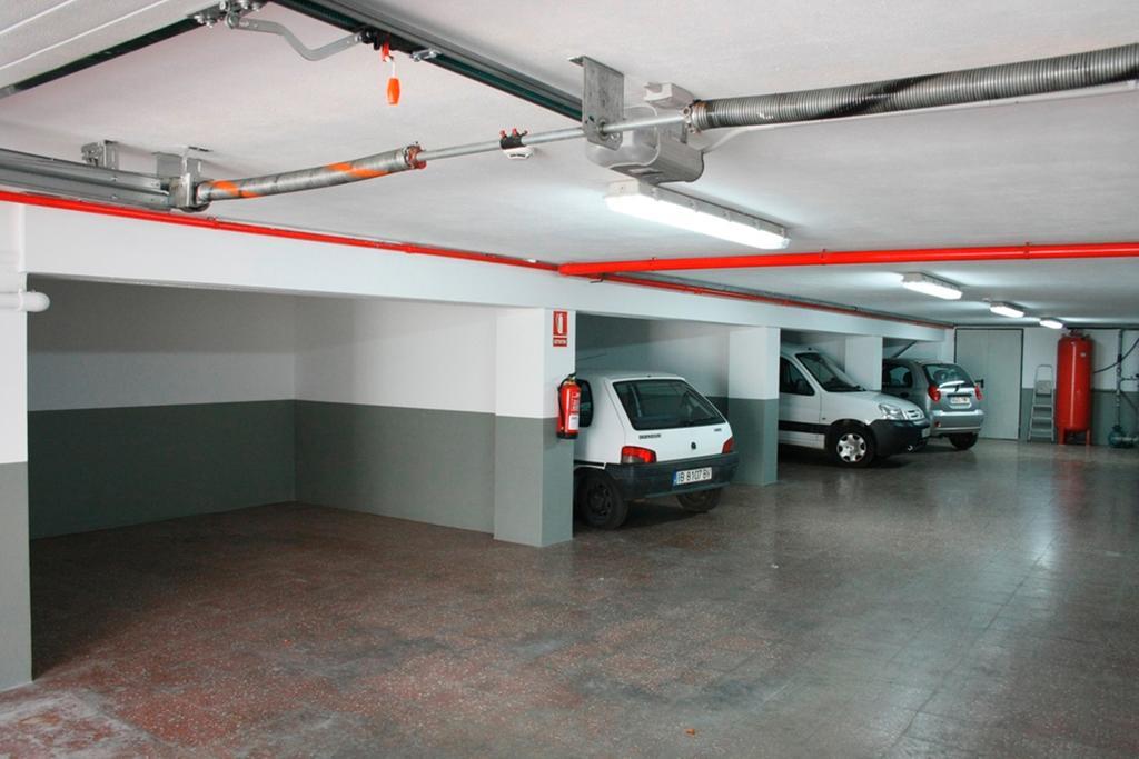 Hostal Jume - Urban Rooms Mahon  Bagian luar foto